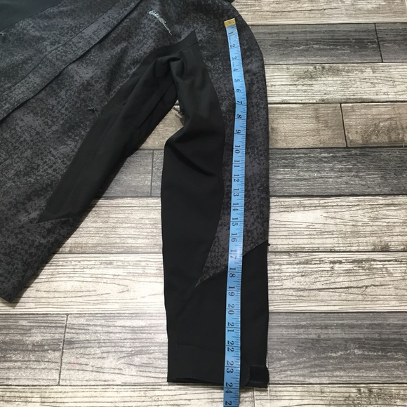 Eddie Bauer Weatheredge Plus Jacket Women’s XS Black Gray Ski Snowboarding - Picture 3 of 13